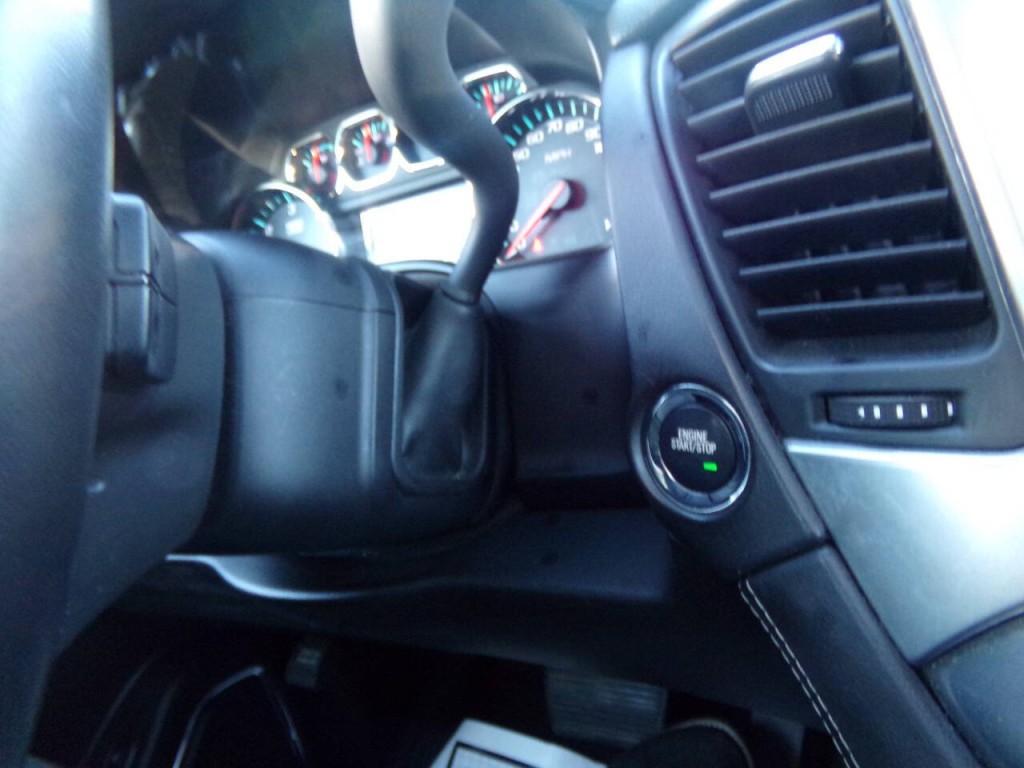 2015 Chevrolet Suburban Image 60