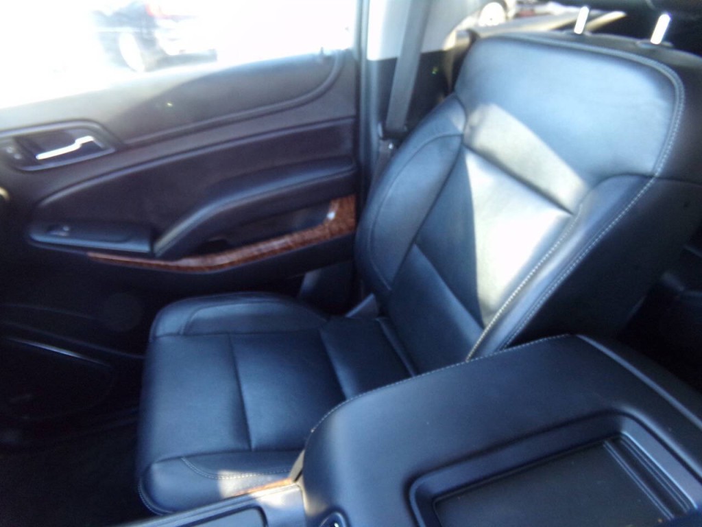 2015 Chevrolet Suburban Image 62