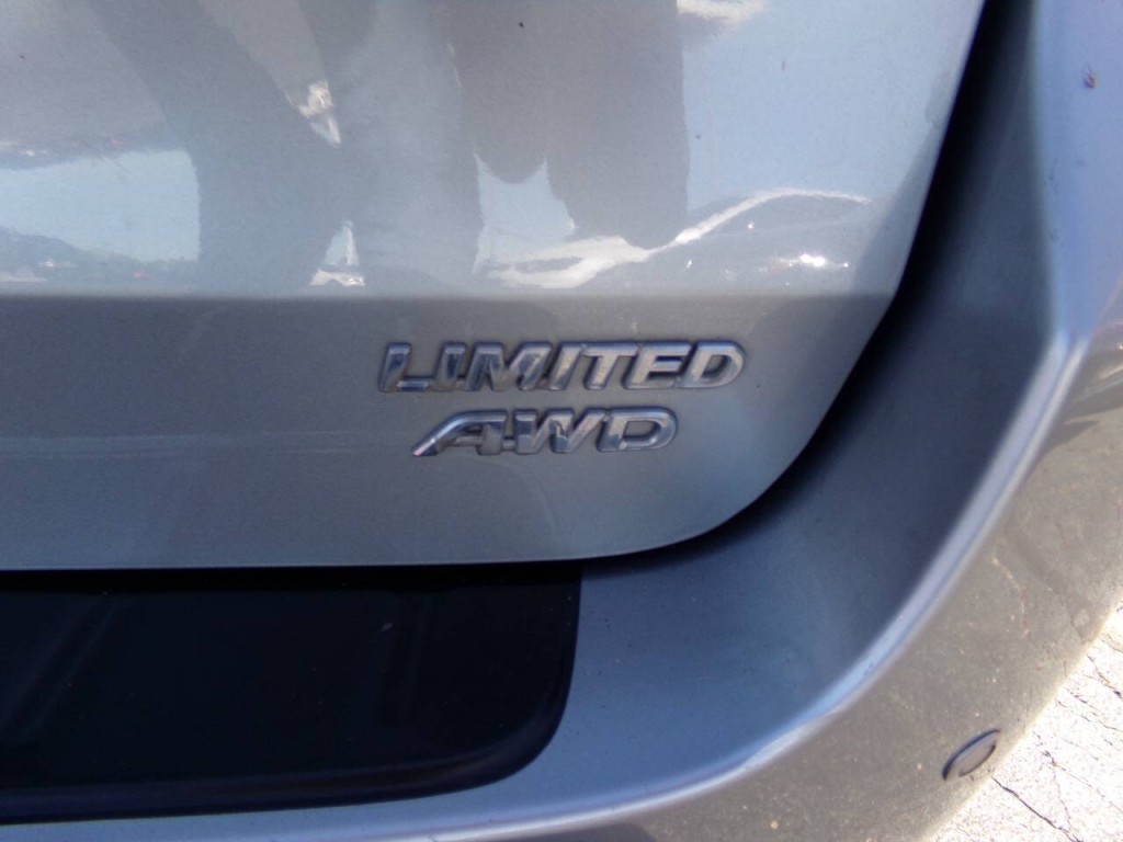 2015 Toyota Sienna Image 5