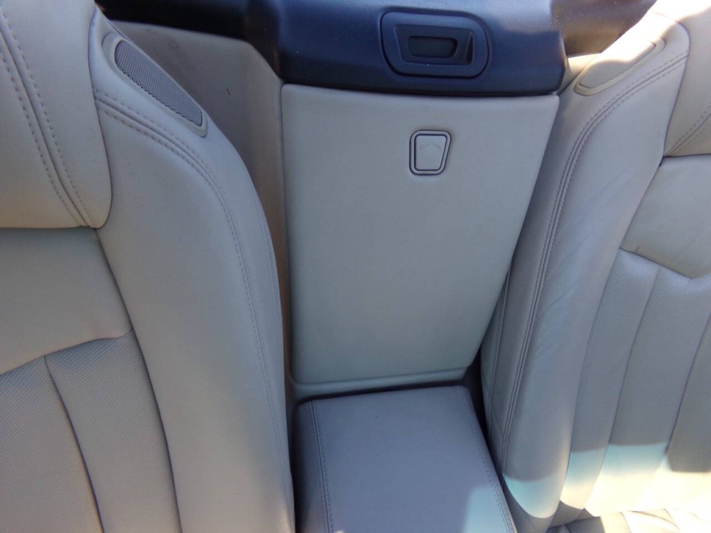 2006 Cadillac XLR Image 18