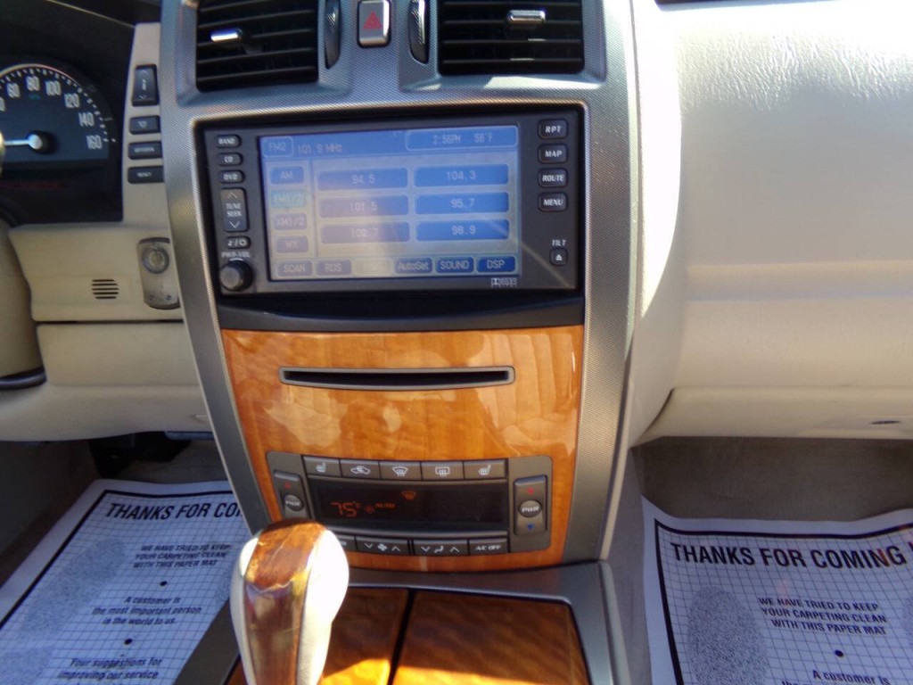 2006 Cadillac XLR Image 20