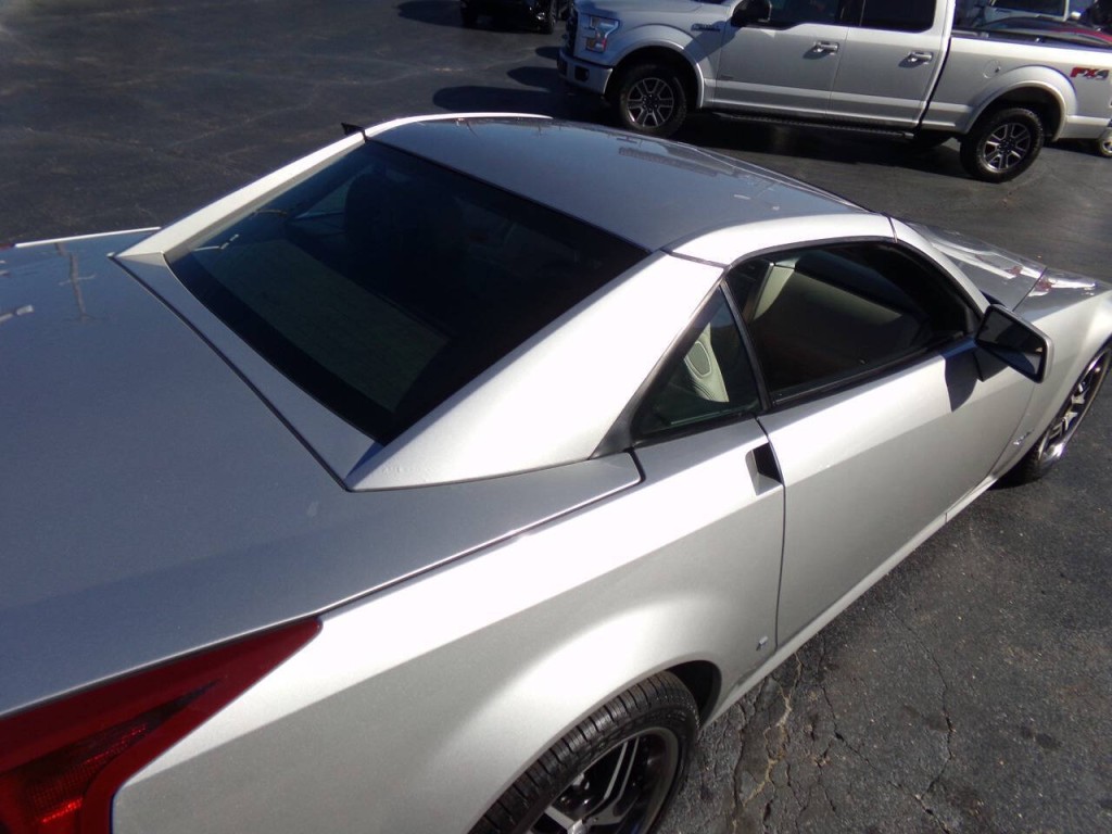 2006 Cadillac XLR Image 29