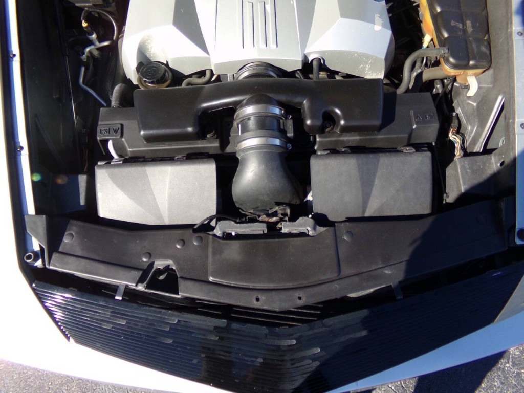 2006 Cadillac XLR Image 35