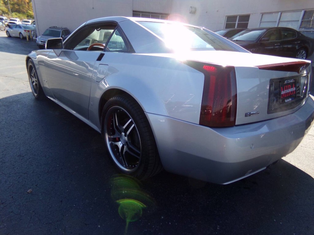 2006 Cadillac XLR Image 44