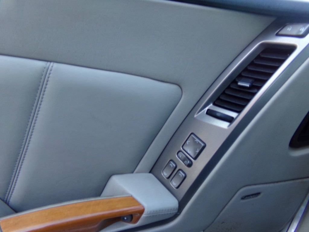 2006 Cadillac XLR Image 65