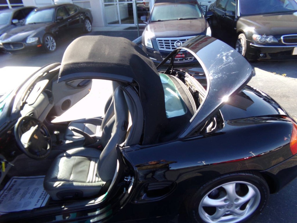 1997 Porsche Boxster Image 30