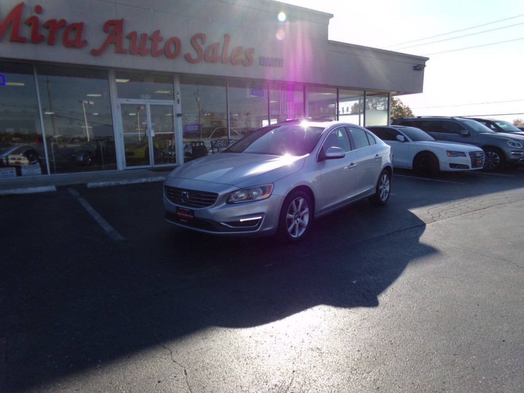 2016 Volvo S60 Image 2