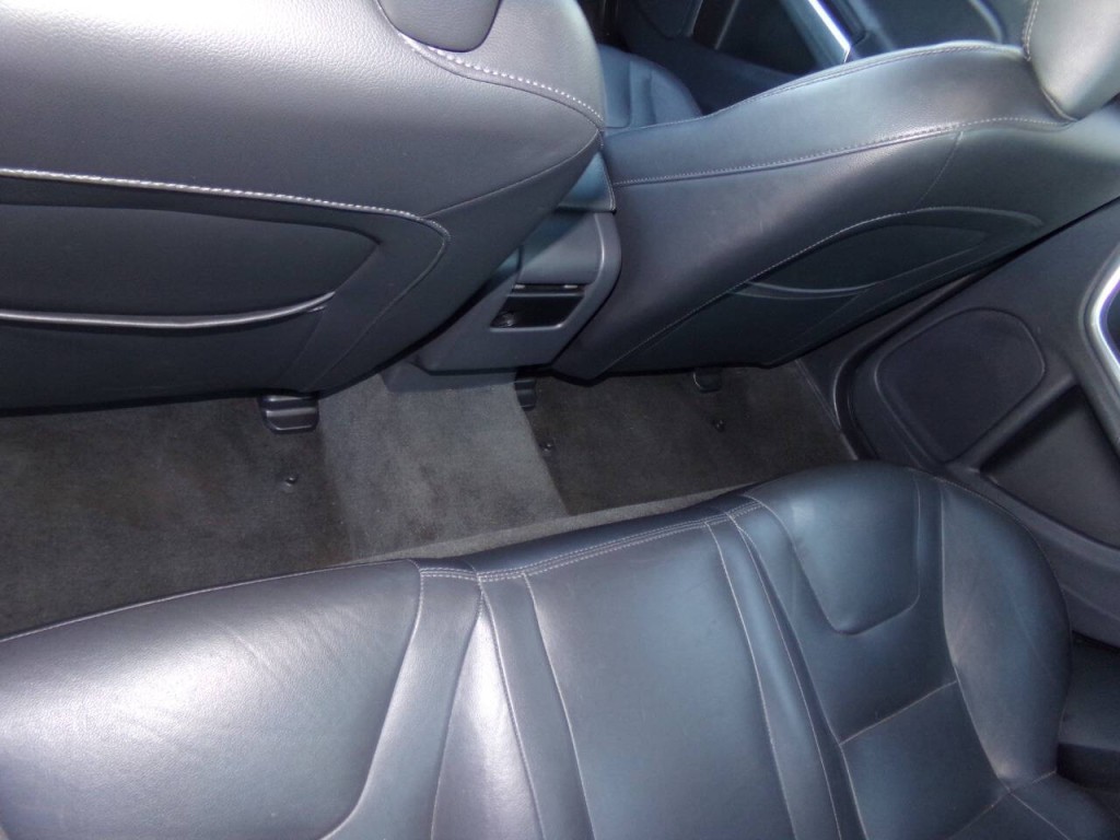 2016 Volvo S60 Image 15