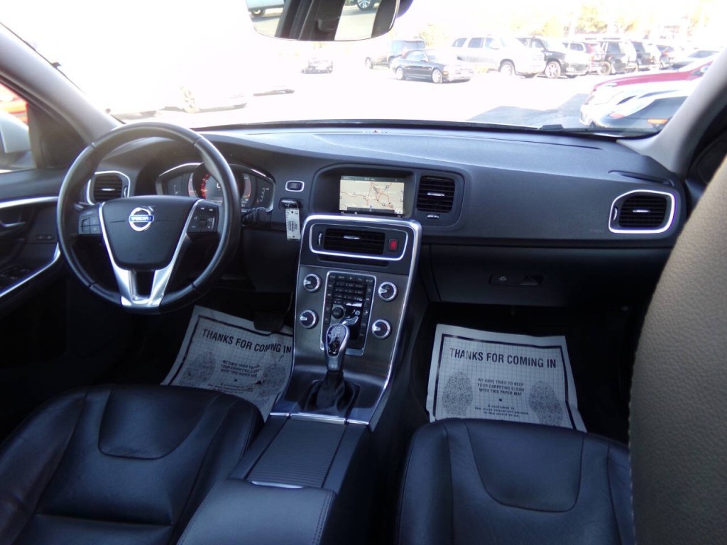 2016 Volvo S60 Image 24