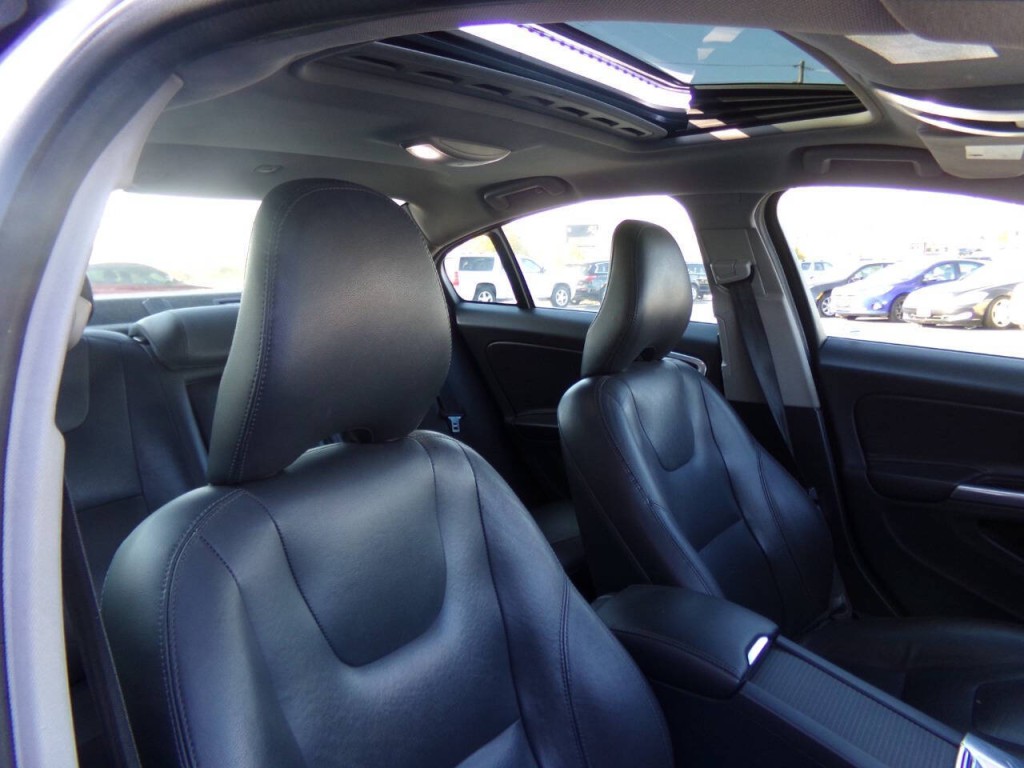 2016 Volvo S60 Image 28
