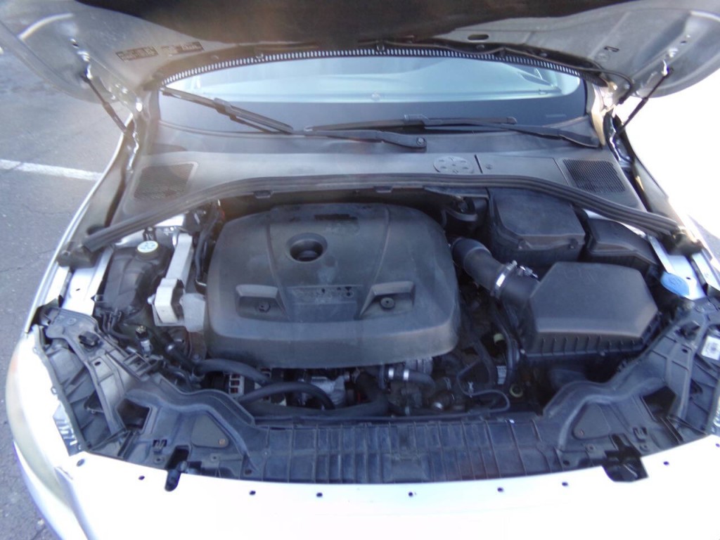 2016 Volvo S60 Image 30