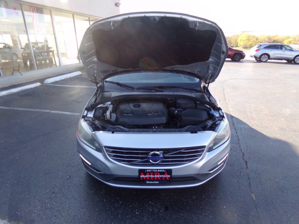 2016 Volvo S60 Image 31