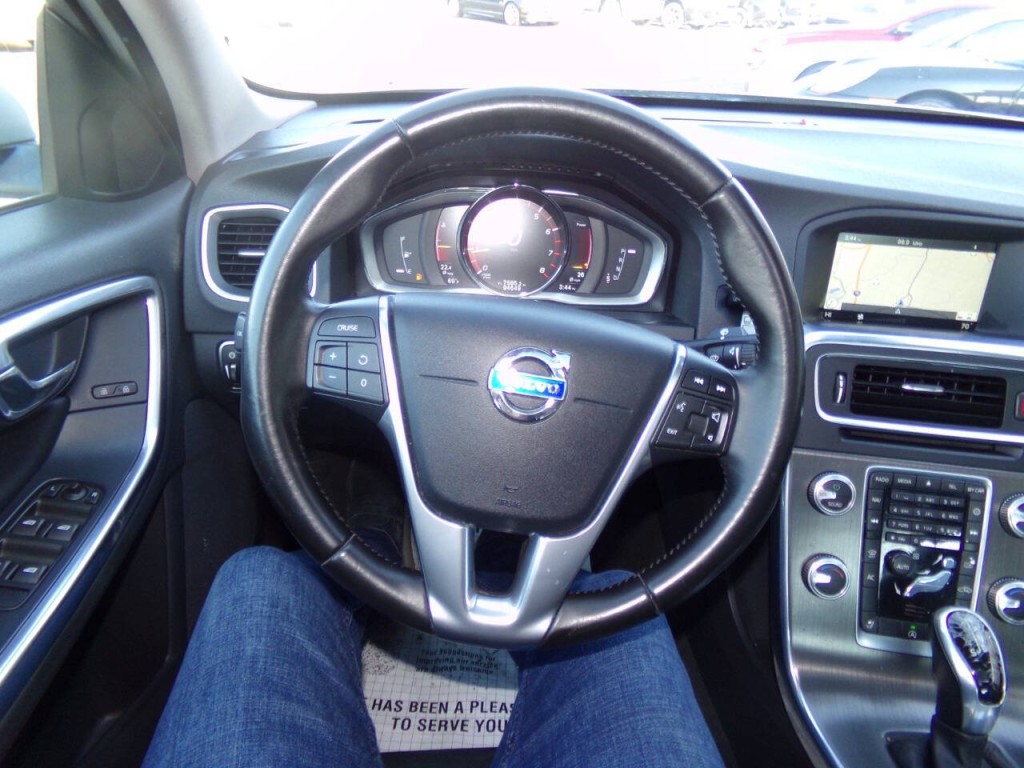 2016 Volvo S60 Image 45