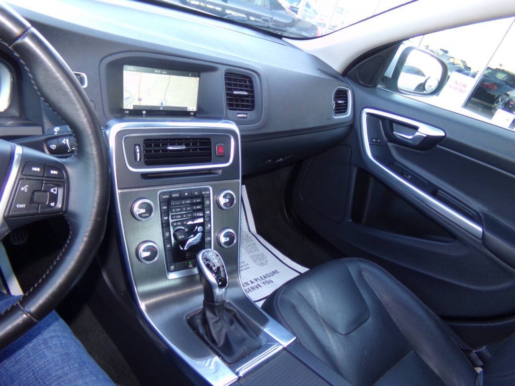 2016 Volvo S60 Image 58