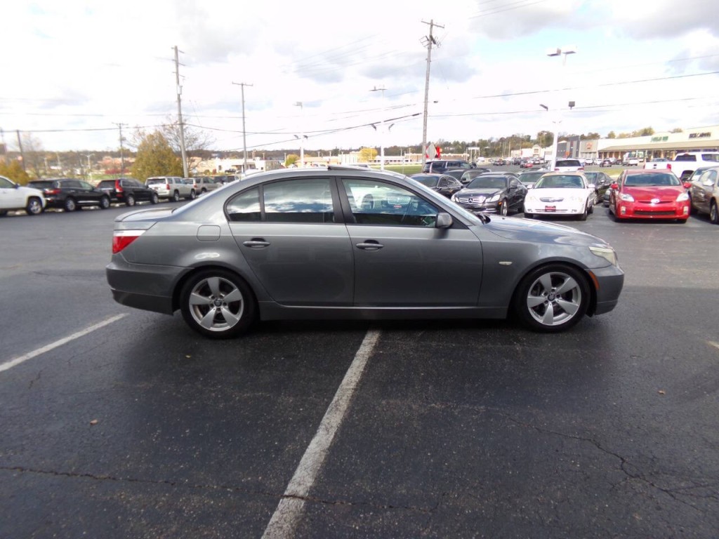 2009 BMW 5 Series Image 5