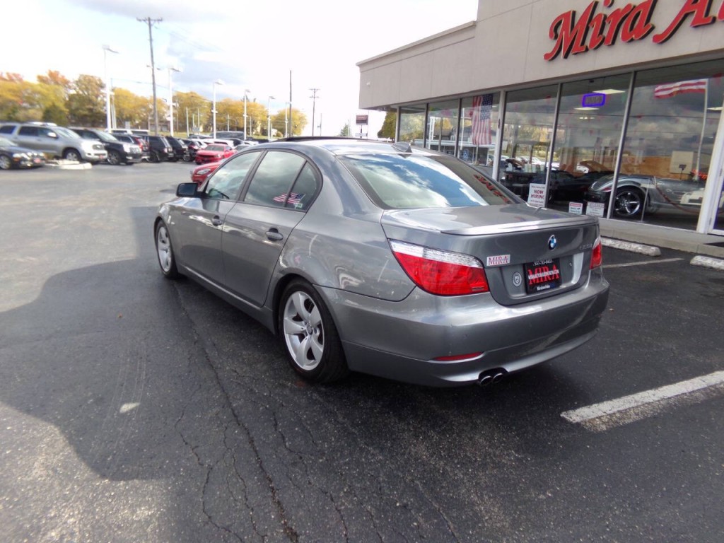 2009 BMW 5 Series Image 8