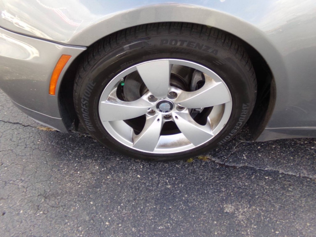 2009 BMW 5 Series Image 36