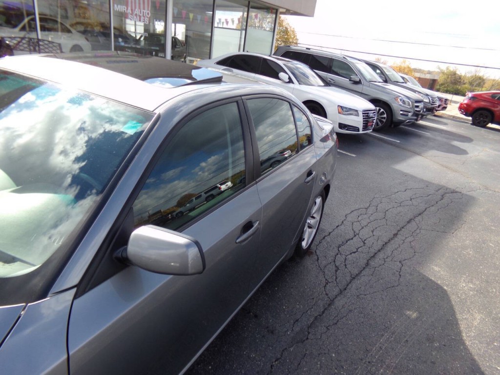 2009 BMW 5 Series Image 37