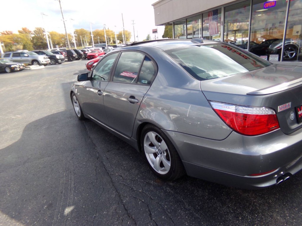 2009 BMW 5 Series Image 39