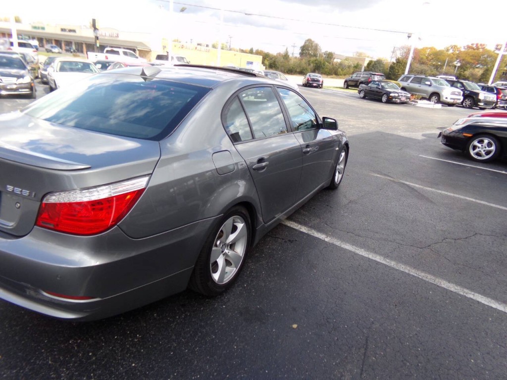 2009 BMW 5 Series Image 41