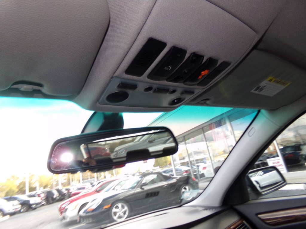 2009 BMW 5 Series Image 65