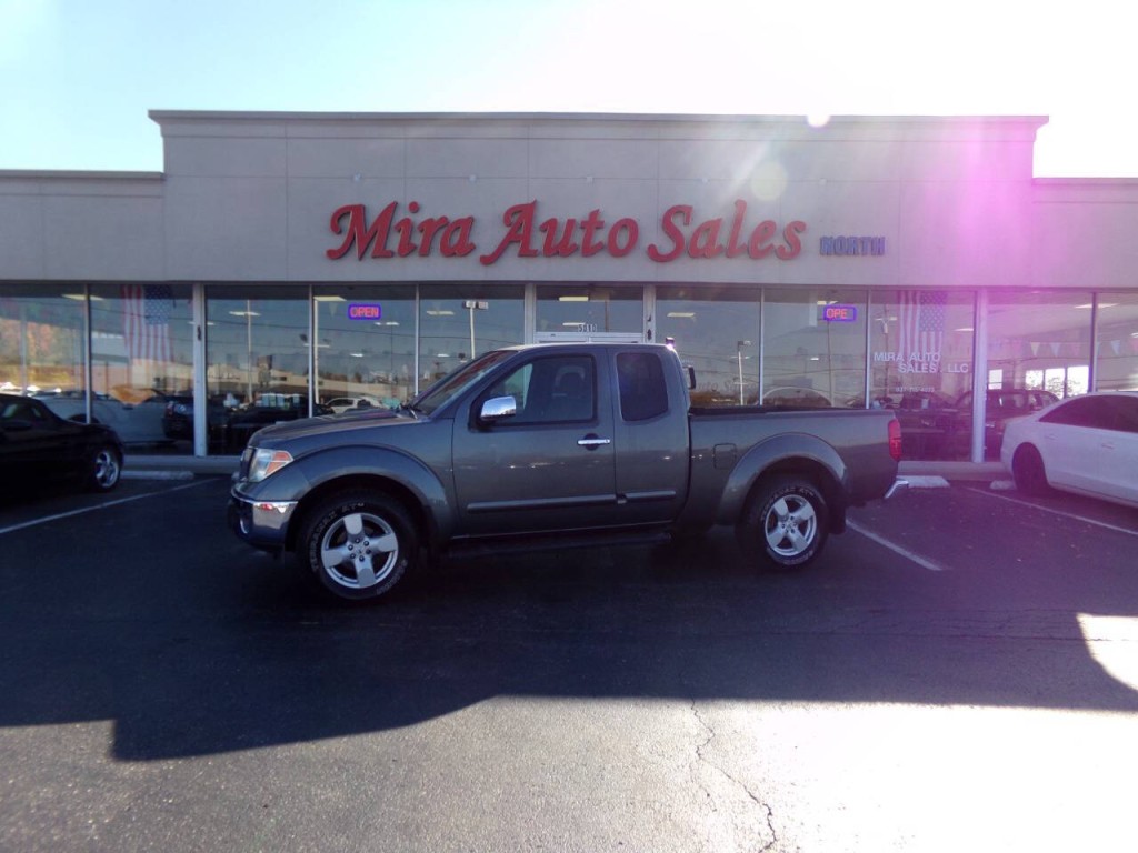 2008 Nissan Frontier Image 1