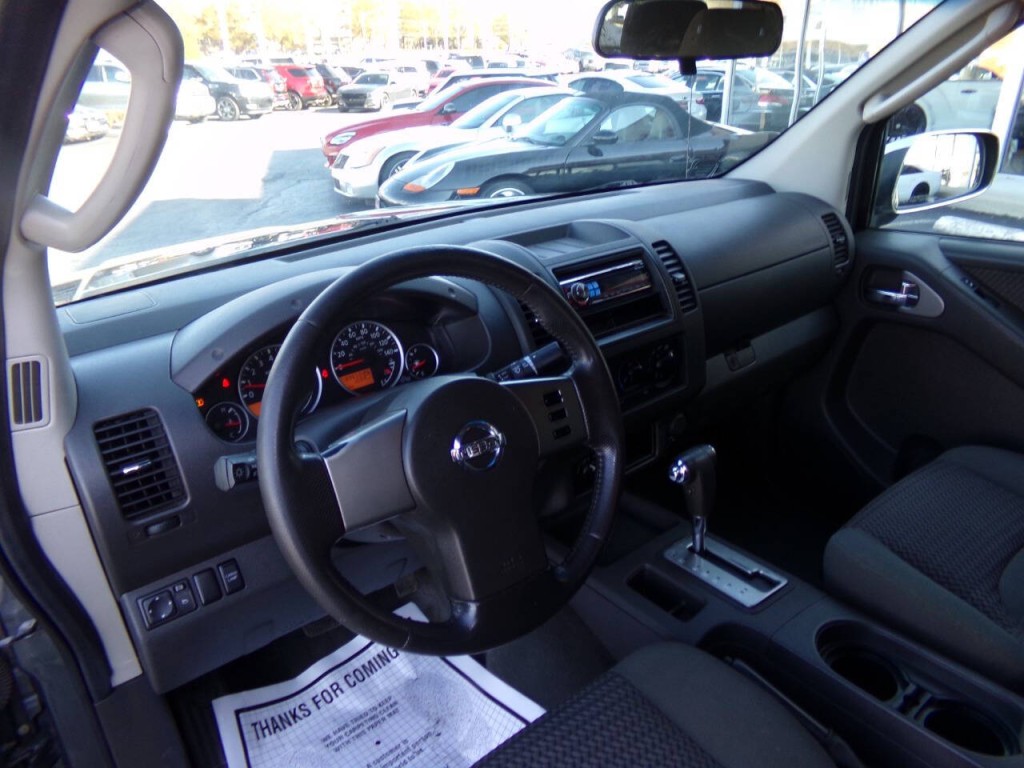 2008 Nissan Frontier Image 17