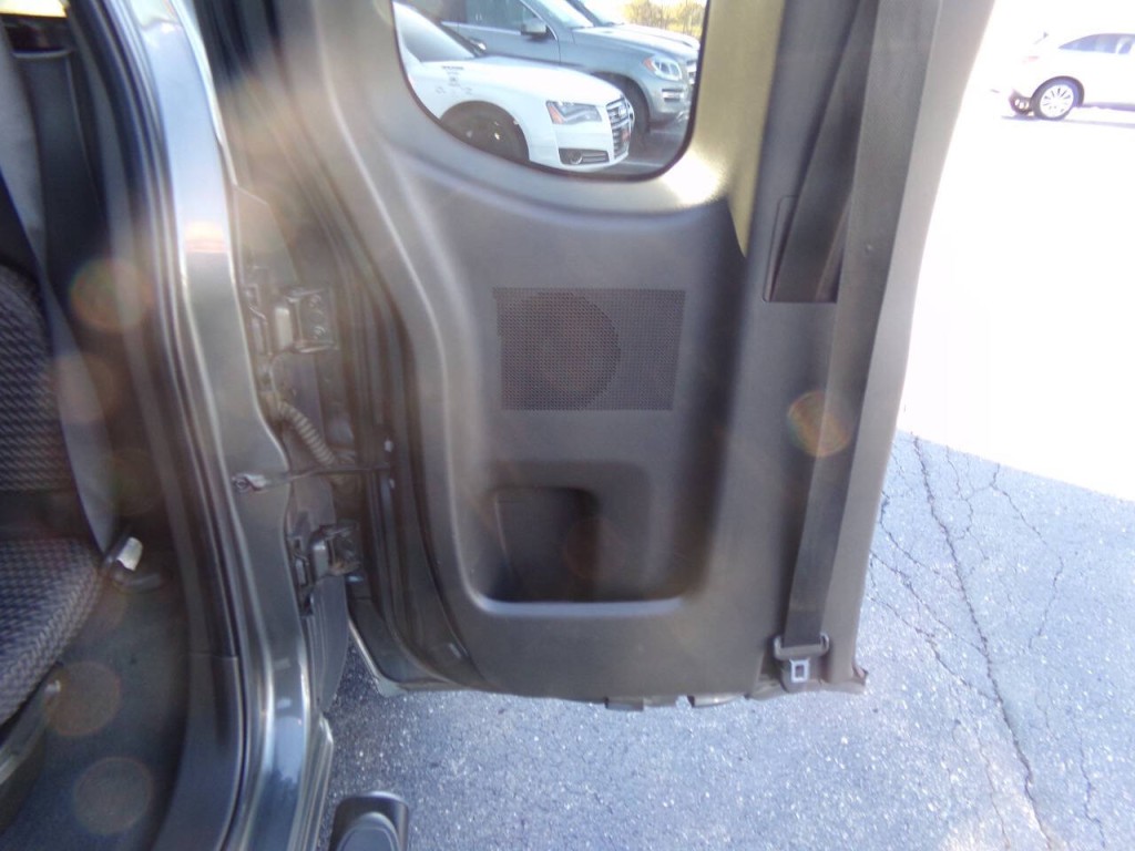 2008 Nissan Frontier Image 19