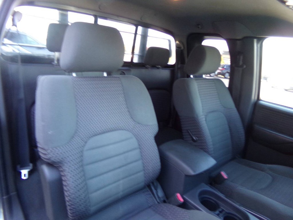 2008 Nissan Frontier Image 24