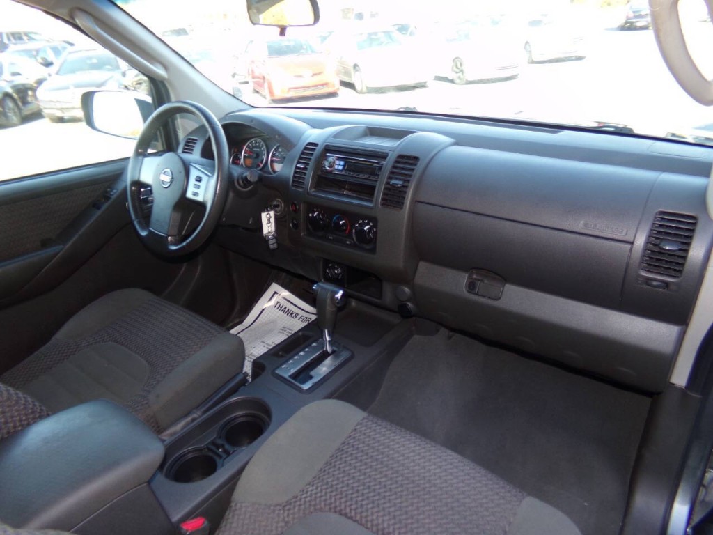 2008 Nissan Frontier Image 25