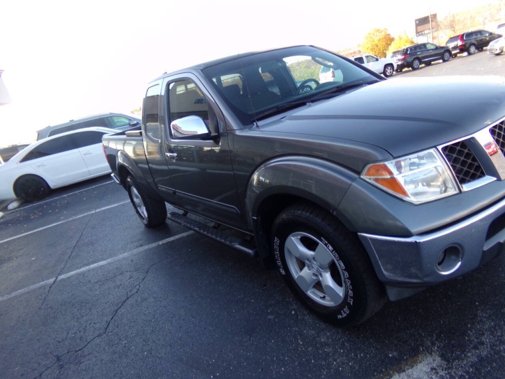 2008 Nissan Frontier Image 48