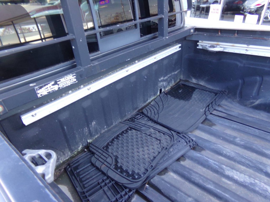 2008 Nissan Frontier Image 52