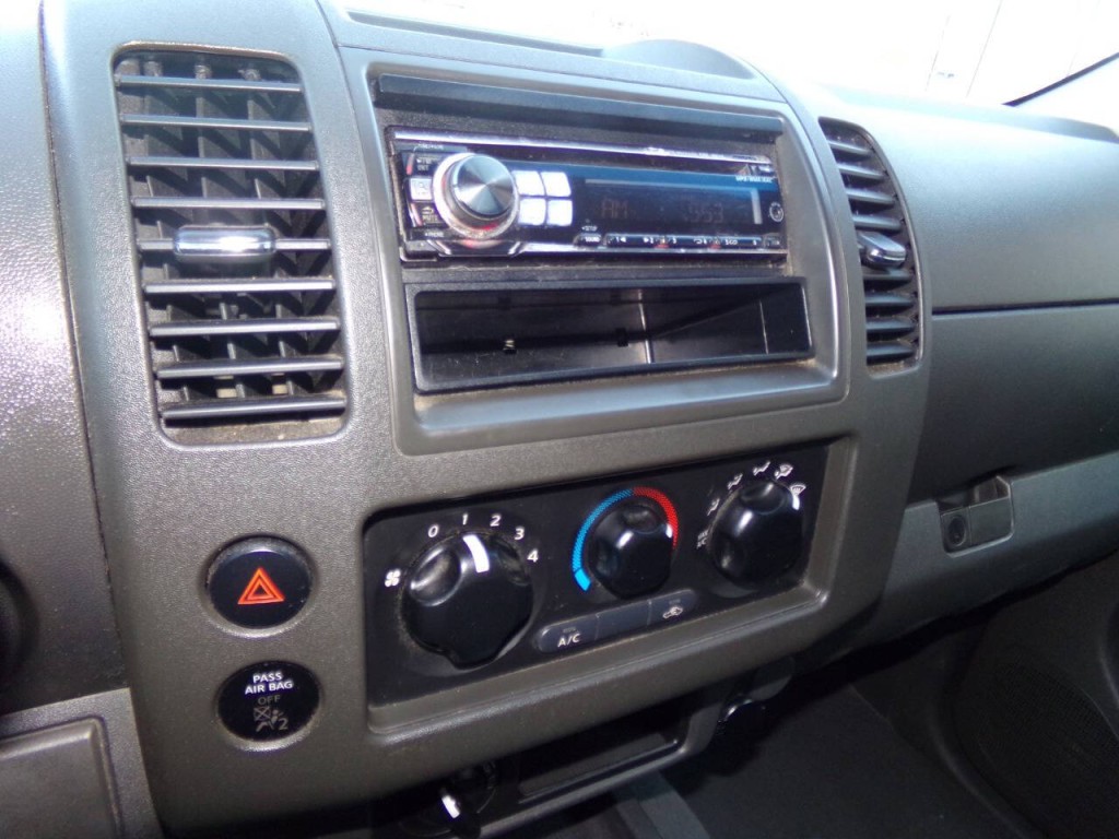 2008 Nissan Frontier Image 61