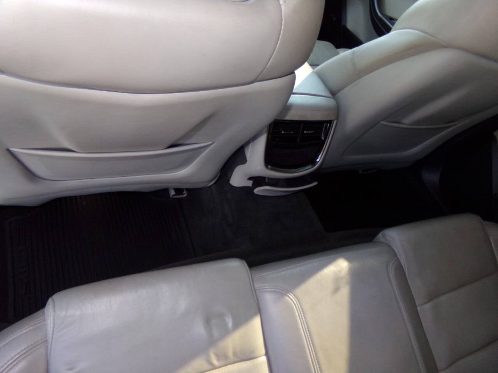 2015 Cadillac CTS Image 18