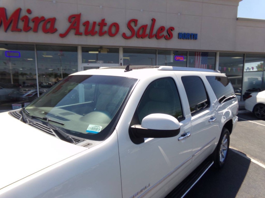 2014 GMC Yukon Image 9