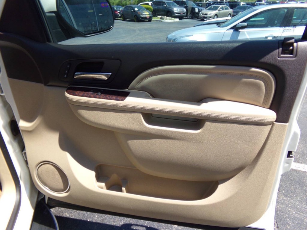 2014 GMC Yukon Image 50