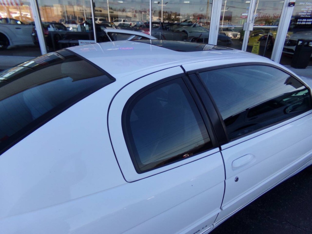 1998 Chevrolet Monte Carlo Image 17