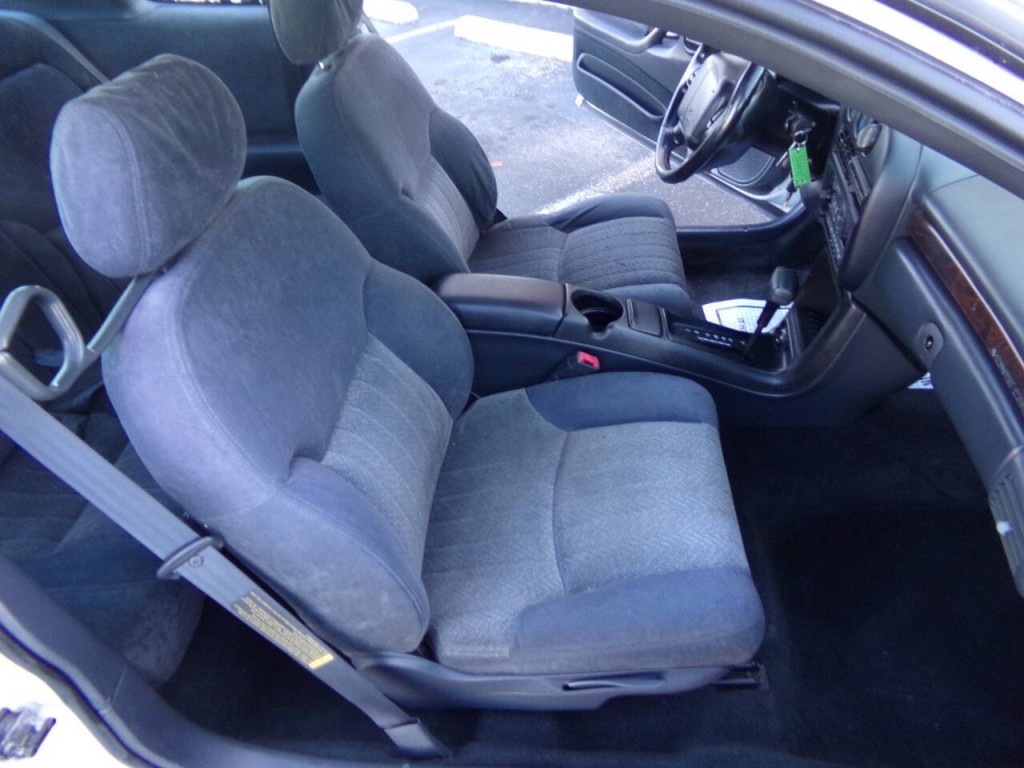 1998 Chevrolet Monte Carlo Image 20