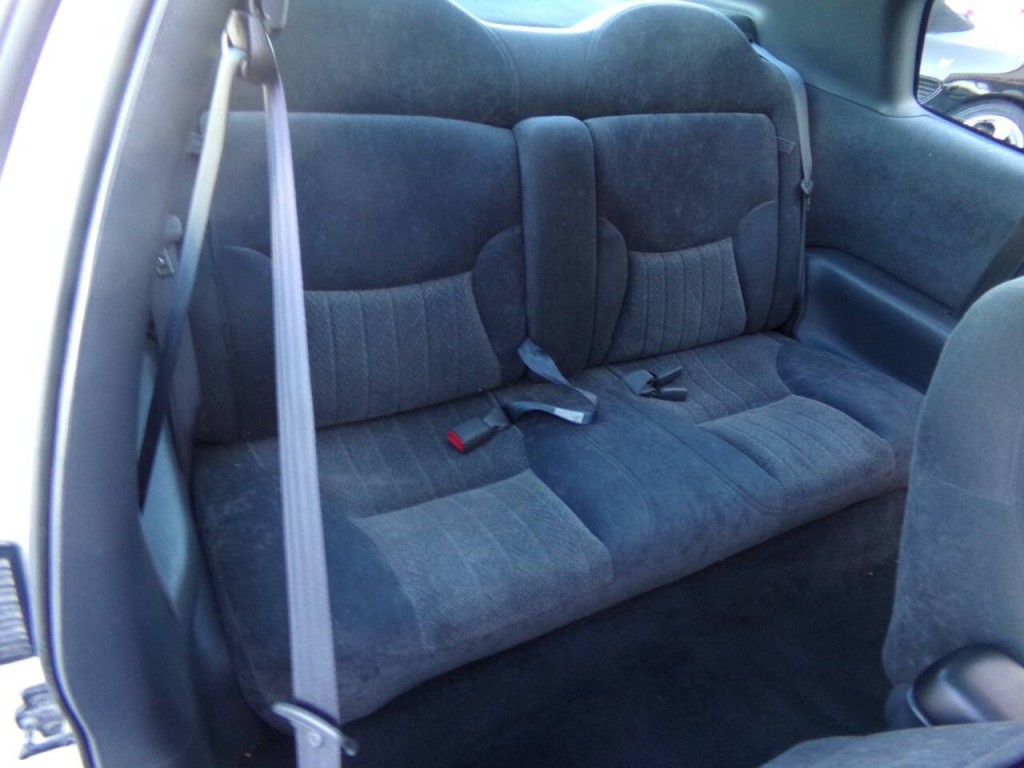 1998 Chevrolet Monte Carlo Image 21