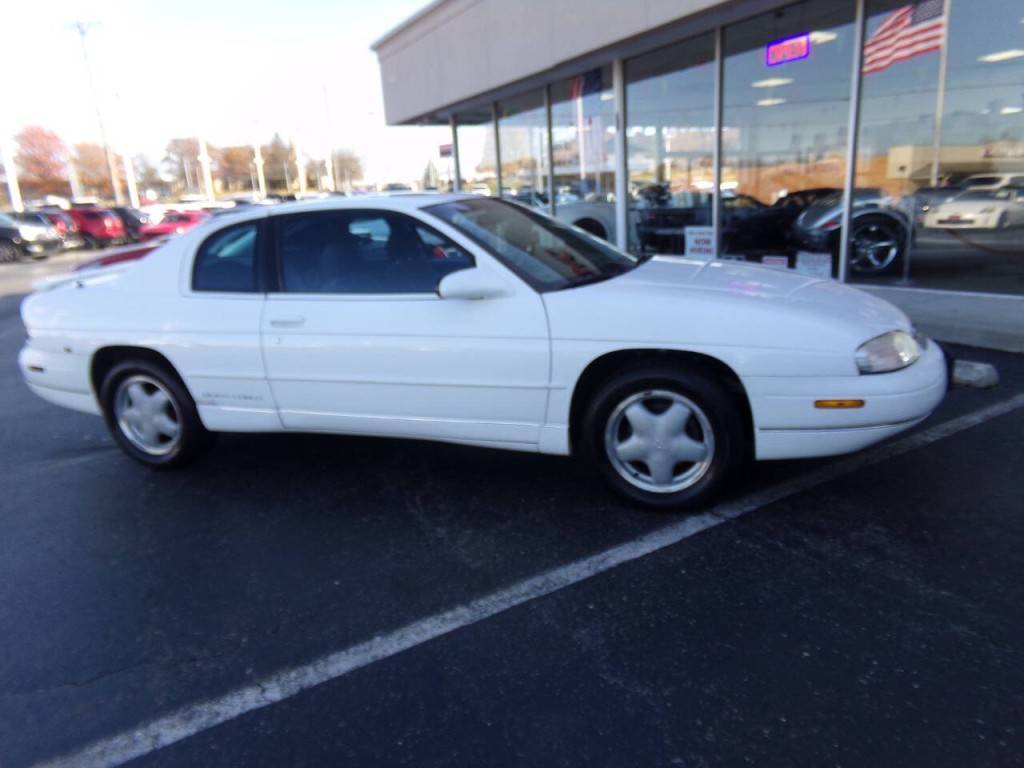 1998 Chevrolet Monte Carlo Image 42