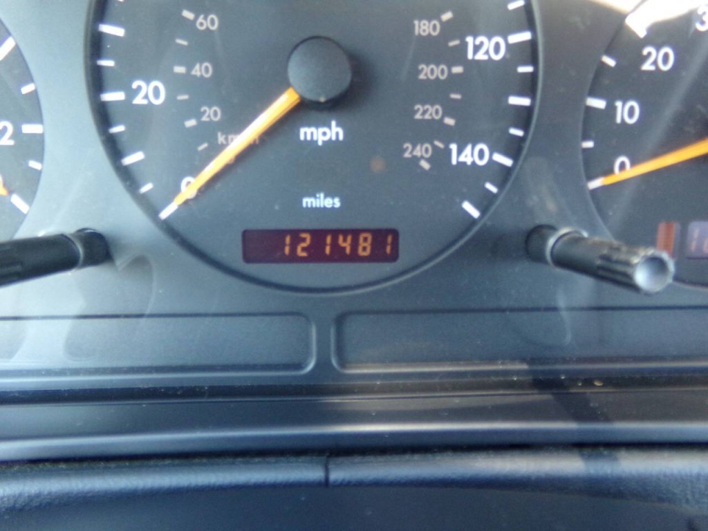 2003 Mercedes-Benz M-Class Image 33