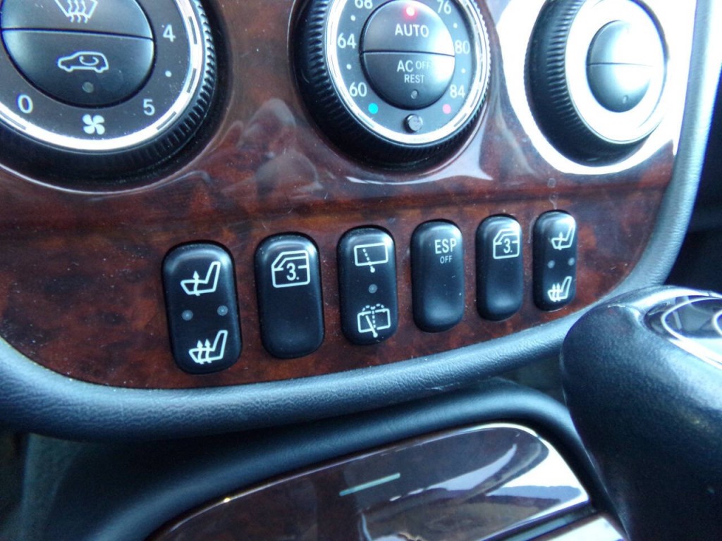 2003 Mercedes-Benz M-Class Image 35