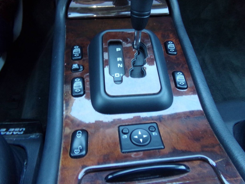 2003 Mercedes-Benz M-Class Image 36