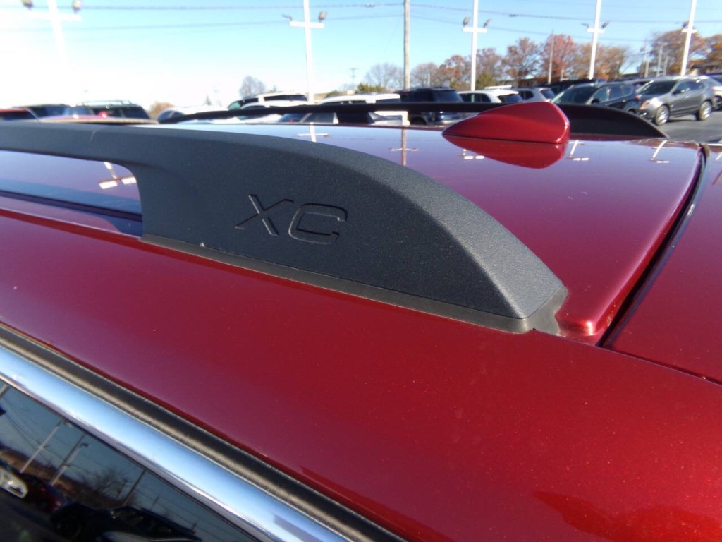 2014 Volvo XC70 Image 17