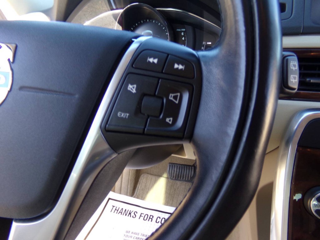 2014 Volvo XC70 Image 45