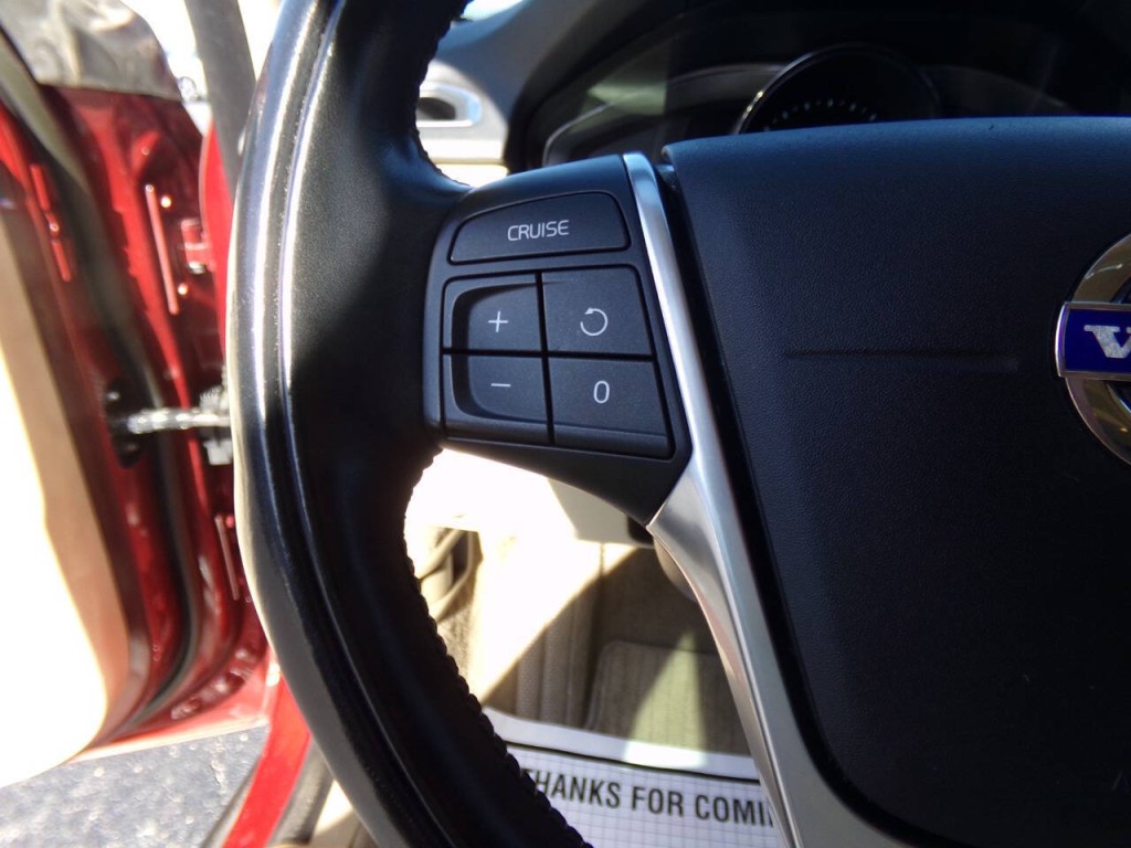 2014 Volvo XC70 Image 46