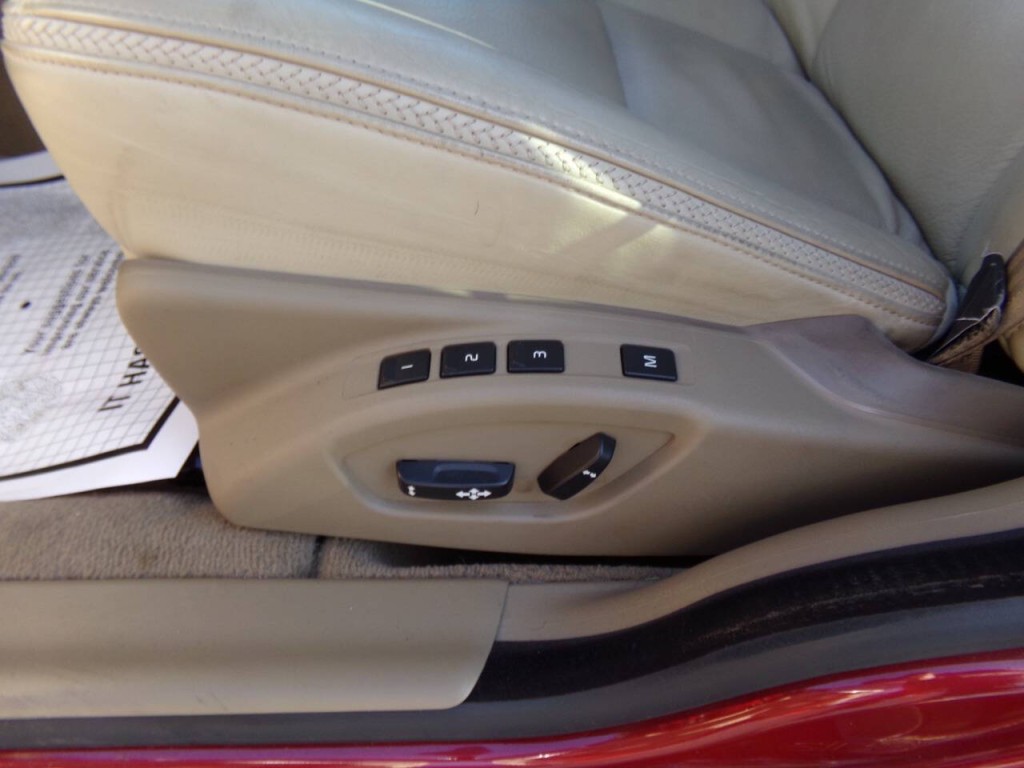 2014 Volvo XC70 Image 55