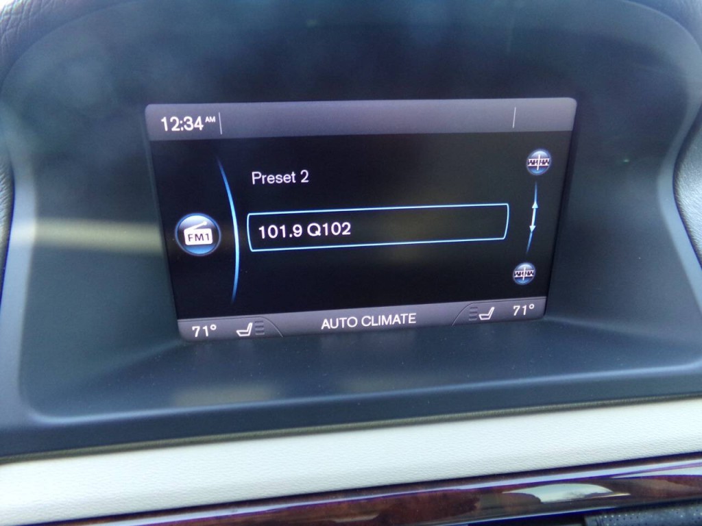 2014 Volvo XC70 Image 59