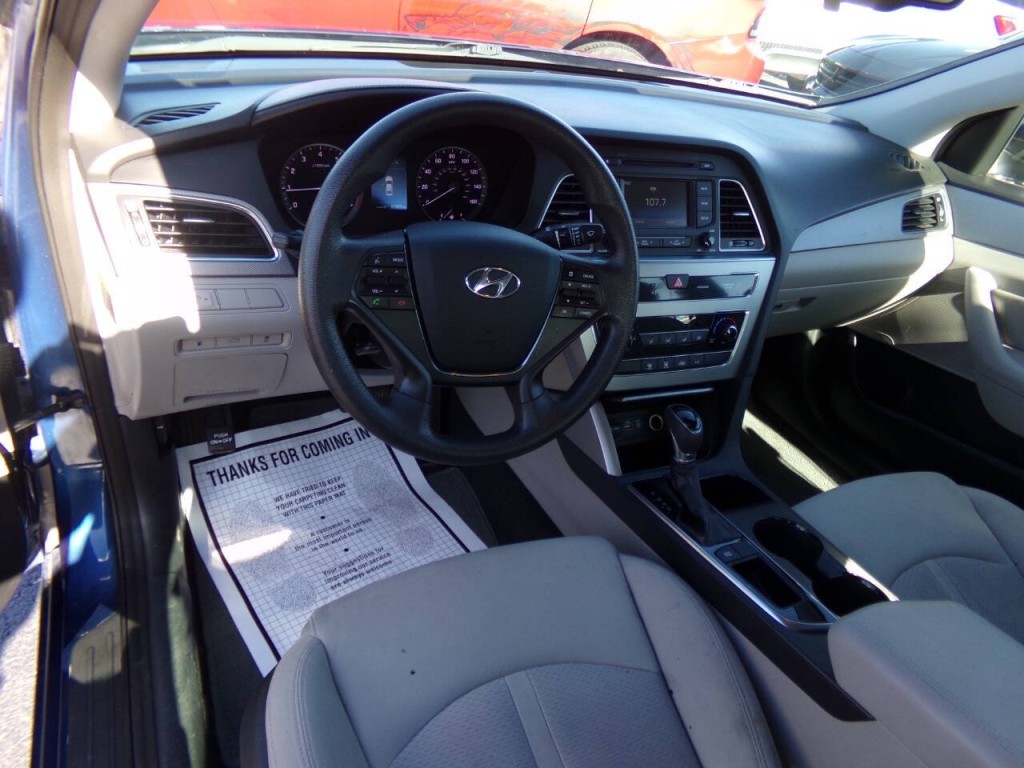 2015 Hyundai Sonata Image 8