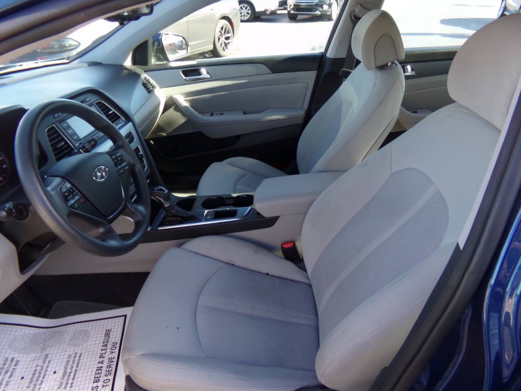 2015 Hyundai Sonata Image 9